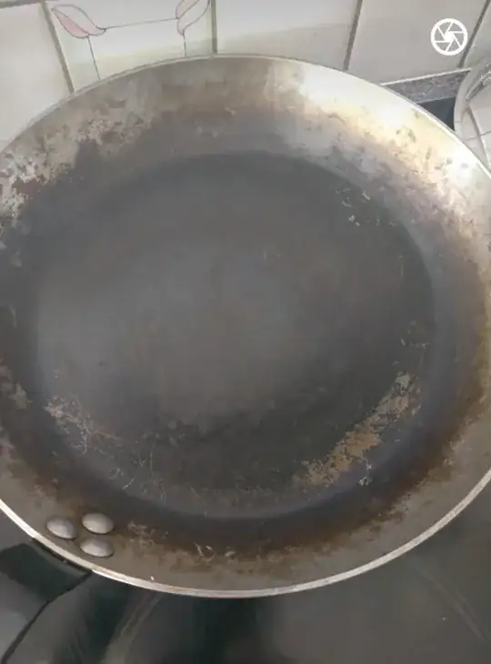 pan with patina