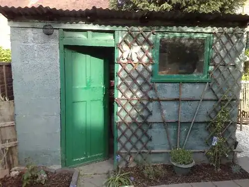 shed