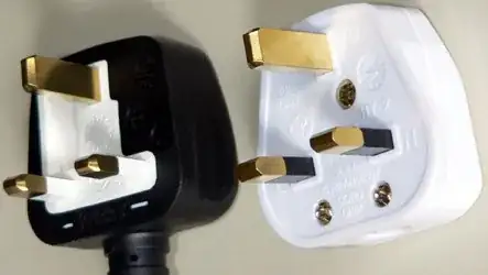 British 3 Prong Plug coating