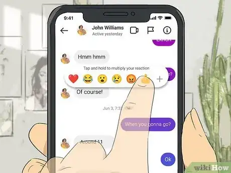 Step 3 Toque e segure na mensagem para ver os emojis disponíveis para reagir.