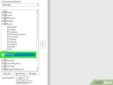 Step 1 Abra o Microsoft Word e veja se a guia "Desenvolvedor" está visível.