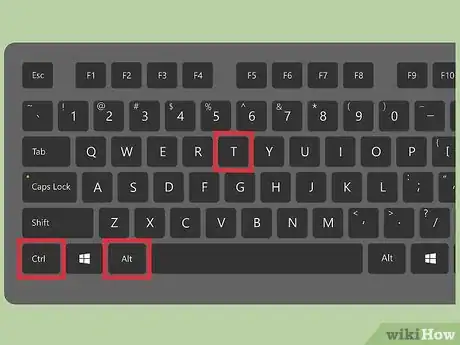 Step 1 Abra o "Terminal" caso ele ainda não esteja aberto.